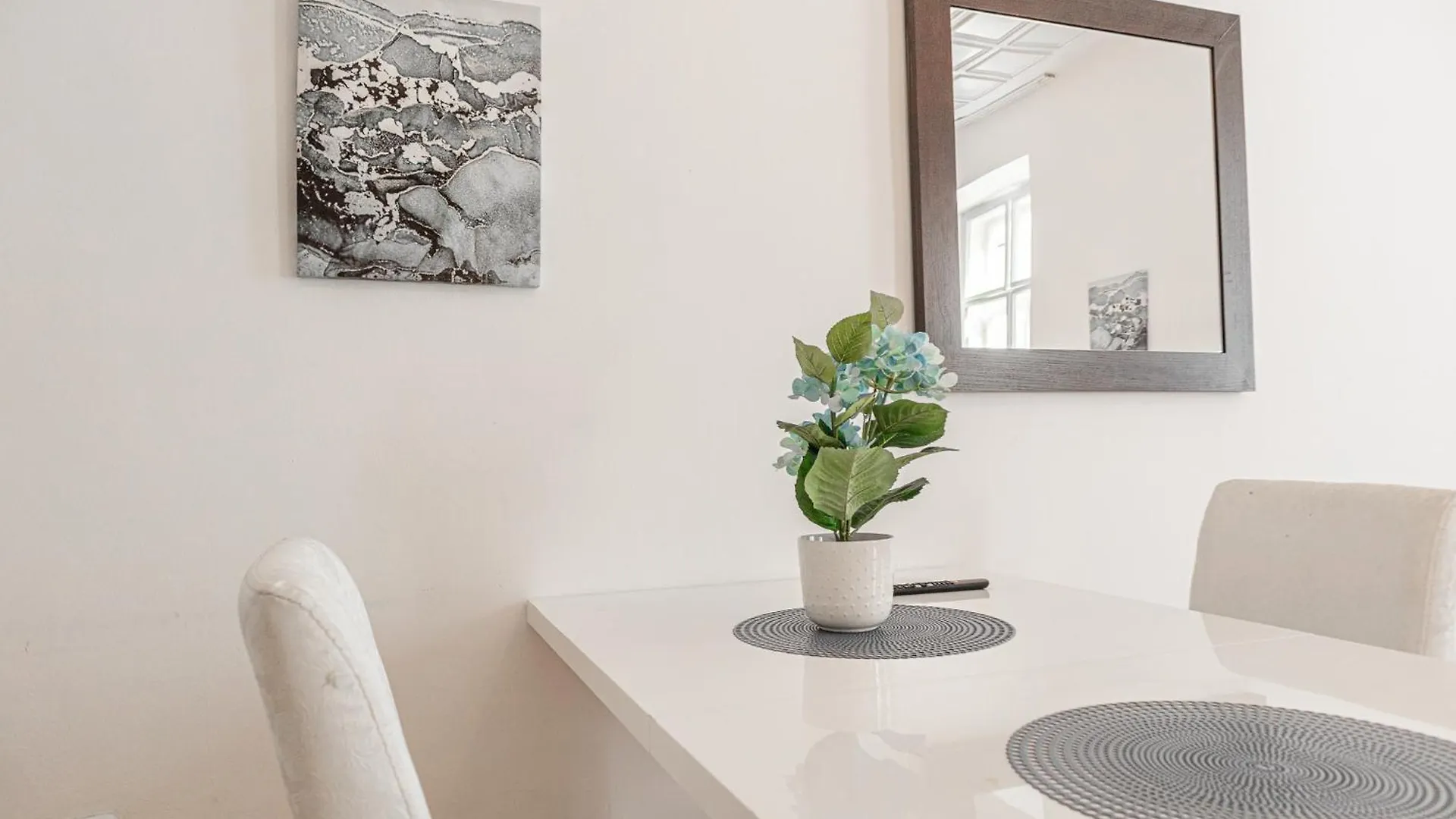 Big 3Br Apt In Viennas Center - Perfect For Longstays 0*, Vienna