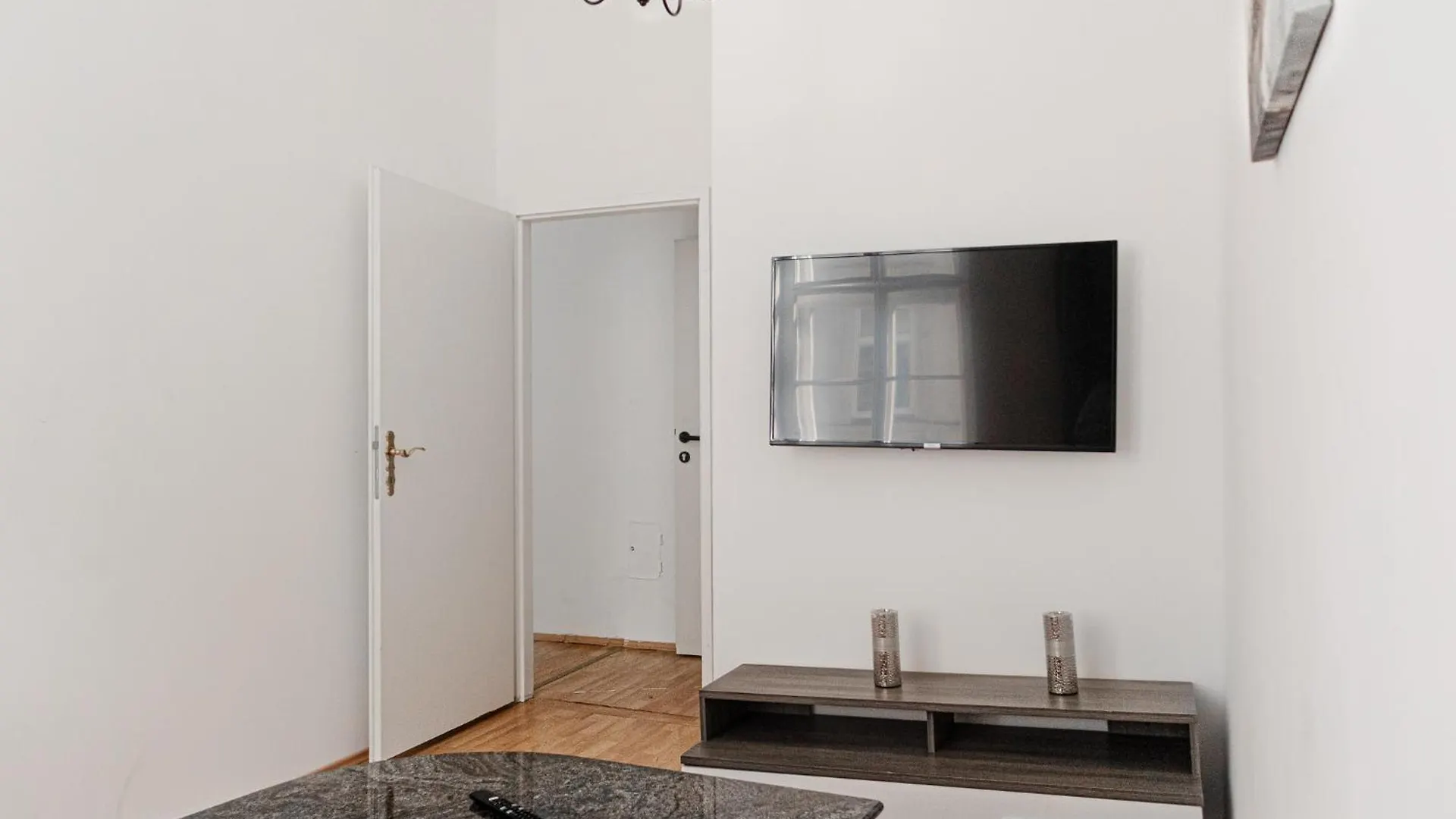 Big 3Br Apt In Viennas Center - Perfect For Longstays