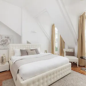Daire Visionapartments Marc-Aurel-Strasse - Contactless Check-In, Viyana
